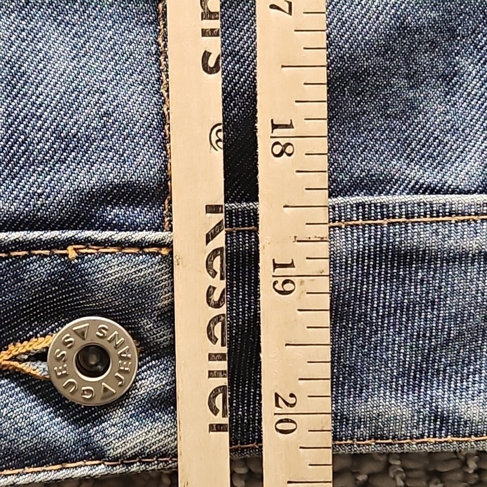 Vintage GUESS Denim Trucker Jacket Womens Large‎ Y2K Jean Light Stain - Picture 10 of 11